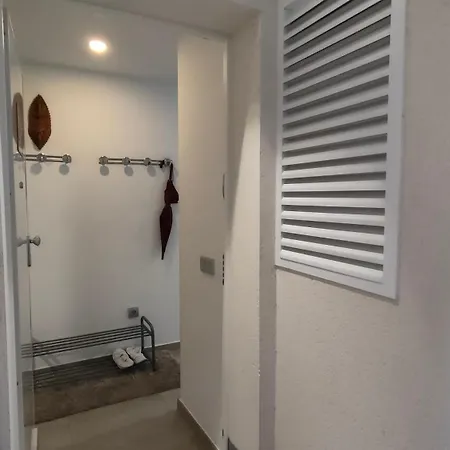 Amalia 25 - Sauna, Jacuzzi & Heated Pool *