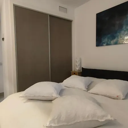Amalia 25 - Sauna, Jacuzzi & Heated Pool * Torrevieja