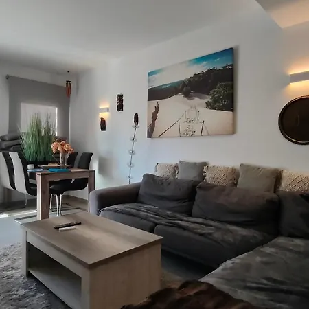 Amalia 25 - Sauna, Jacuzzi & Heated Pool Apartamento